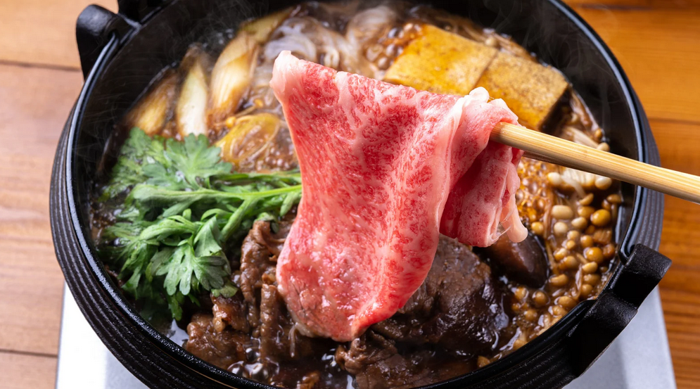 すき焼き肉の量は4人で何gが正解？